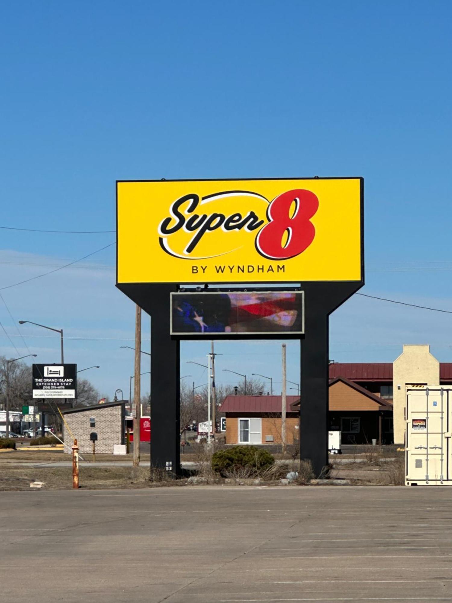 Super 8 By Wyndham Grand Island Ξενοδοχείο Εξωτερικό φωτογραφία