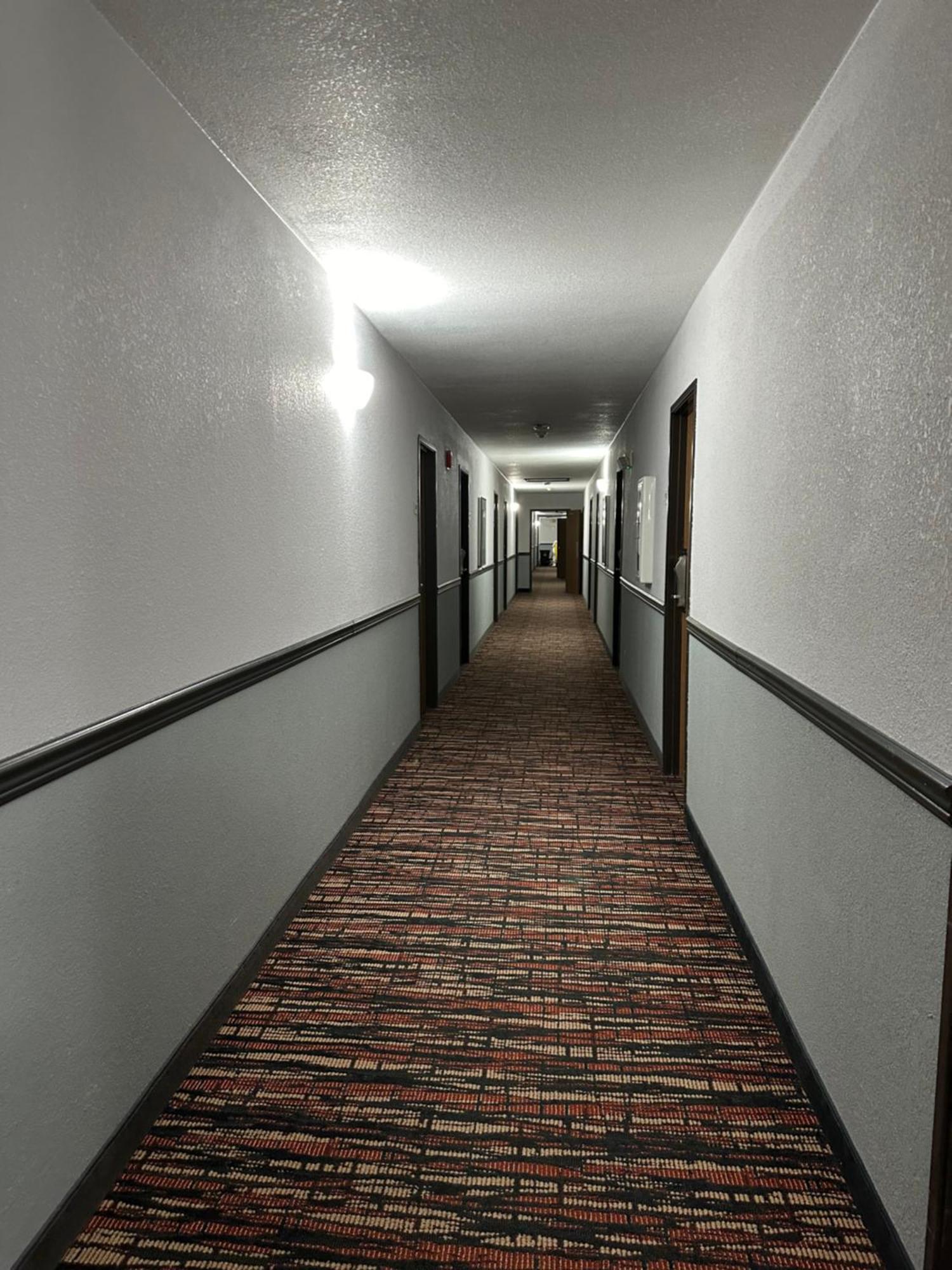 Super 8 By Wyndham Grand Island Ξενοδοχείο Εξωτερικό φωτογραφία