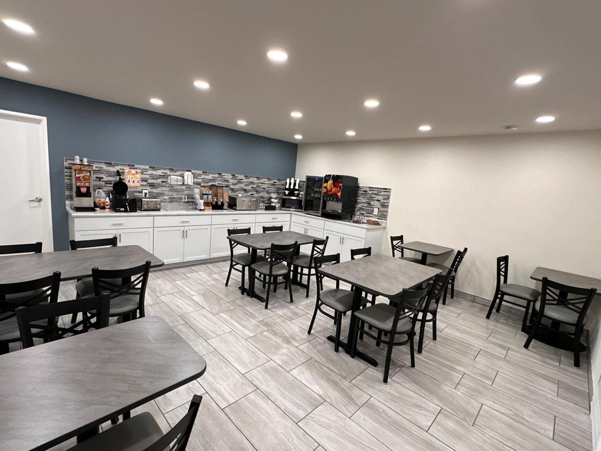 Super 8 By Wyndham Grand Island Ξενοδοχείο Εξωτερικό φωτογραφία