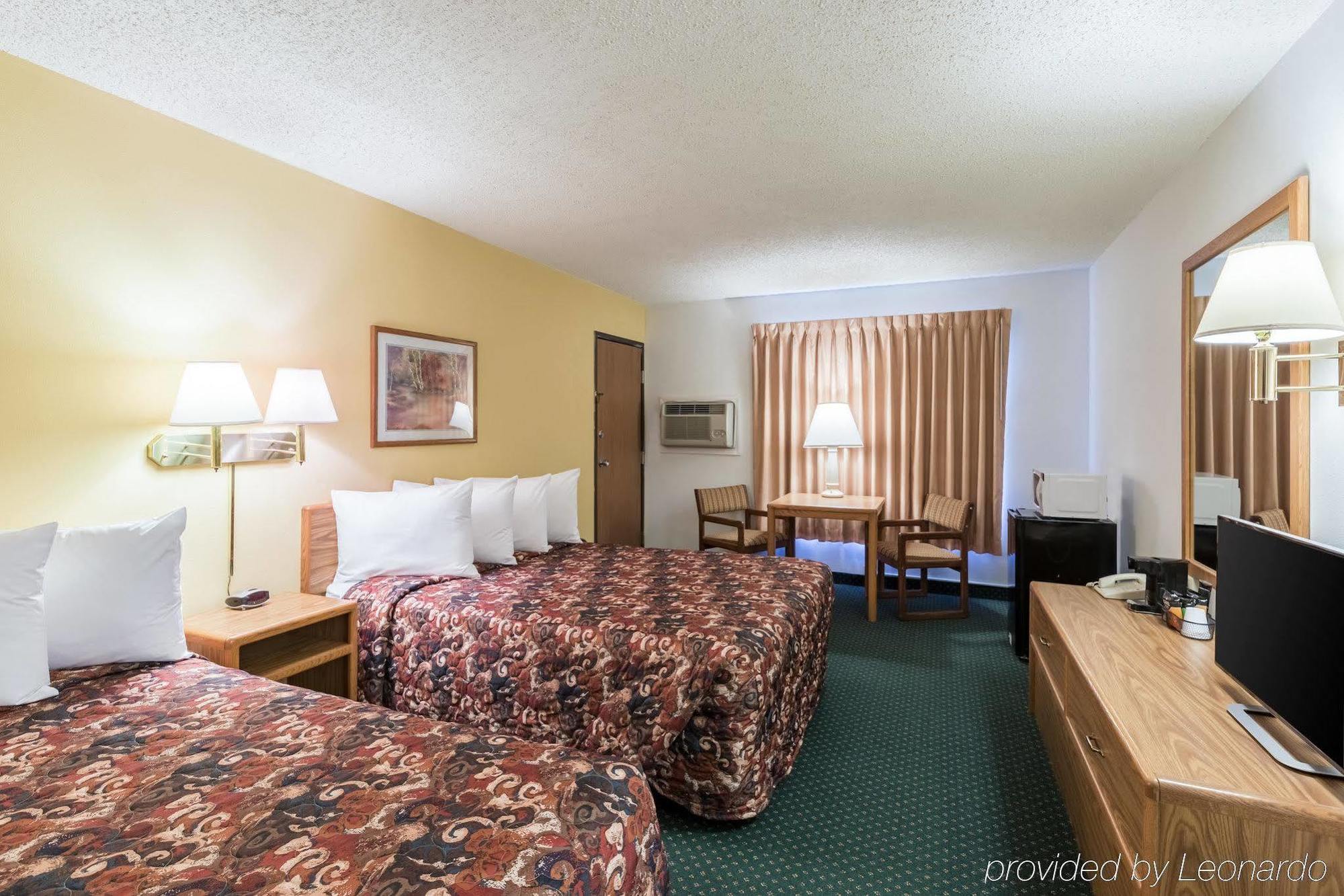 Super 8 By Wyndham Grand Island Ξενοδοχείο Εξωτερικό φωτογραφία